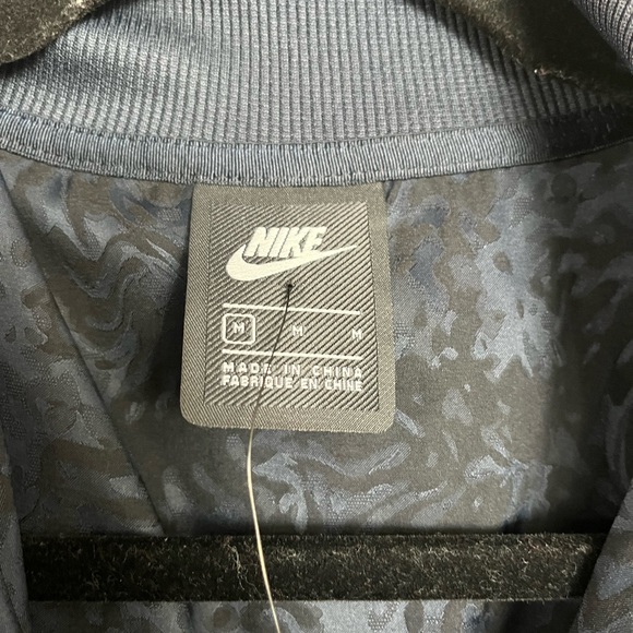 Nike. NWT. NSW track jacket. Blue. - Picture 3 of 8